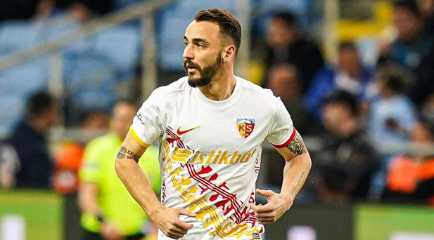 BEŞİKTAŞTA SAĞ BEKE SÜRPRİZ ADAY