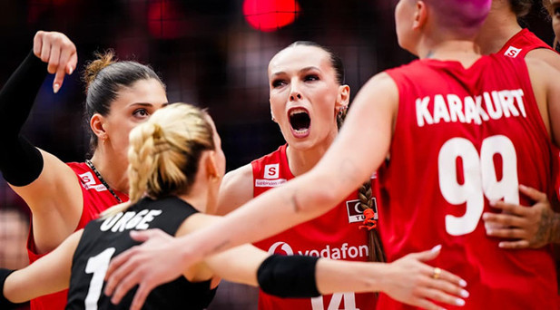 TARİHTE İLK KEZ FİNALDEYİZ