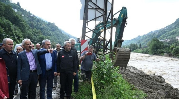 BAKAN URALOĞLU VE BAK, BÖLGEDE İNCELEMELERDE BULUNDU