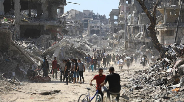 Gazzedeki Filistin hükümetinden, İsrailin ana sahil yolunu kapatması sonrası insani felaket uyarısı