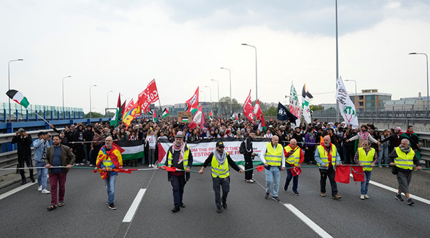 İtalyada Sumud Filosuna müdahale protesto edildi