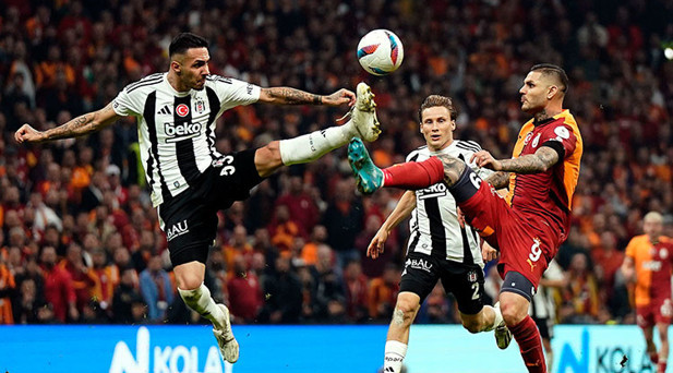 20 FUTBOLCUNUN İLK DERBİ HEYECANI