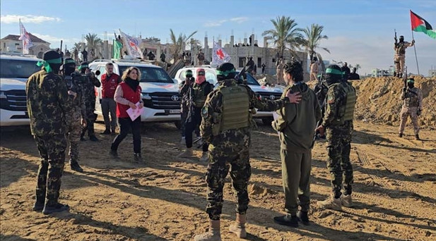 Hamas: Serbest bırakılması planlanan Filistinlilerin listesini teslim ettik