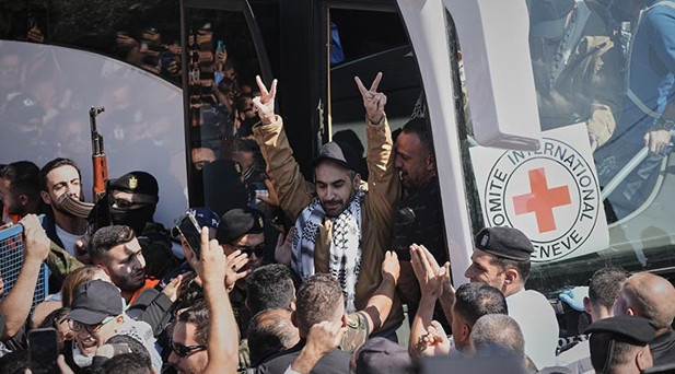 Filistinliler özgürlüklerine kavuştu: Hapishanede değil, mezbahada tutuluyorduk