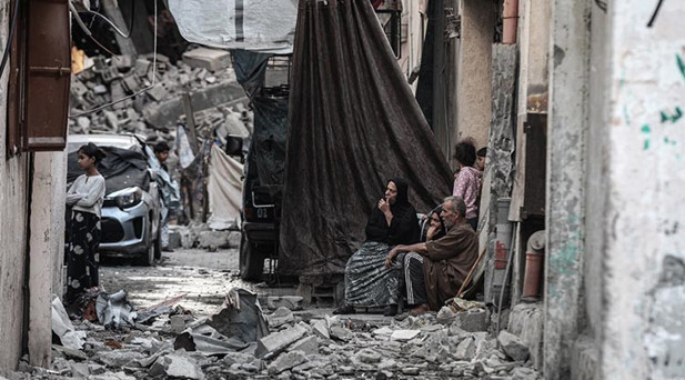 İsrail ordusu, sarı hattı geçtiği iddiasıyla Filistinlilere ateş açtığını açıkladı