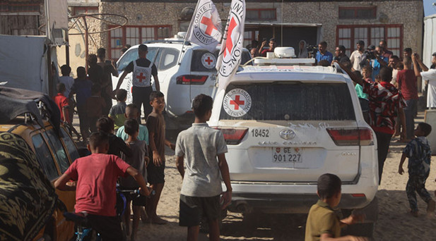 İsrail’den Kızıl Haç ve Mısırlı ekiplere Gazze’de esir cenazesi aramalarına izin