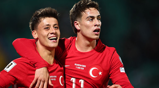 13 KEZ KARŞI KARŞIYA