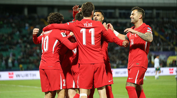 RAKİBİNİ KURAYLA SAF DIŞI BIRAKTI