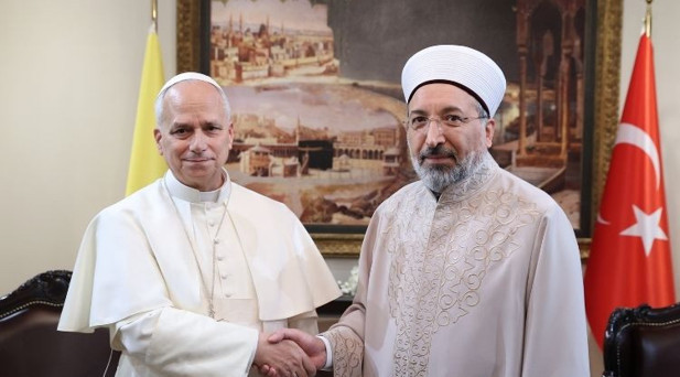Papa 14. Leo, Diyanet İşleri Başkanı Arpaguşu ziyaret etti