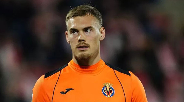 BEŞİKTAŞA CHELSEADEN KALECİ