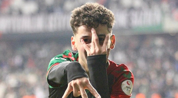 TRABZONSPORDAN FENERBAHÇE VE BEŞİKTAŞA ÇALIM