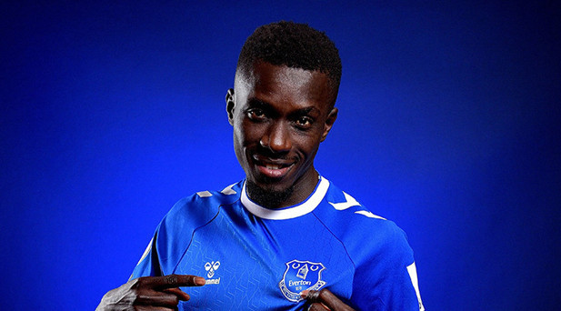 GALATASARAY, GUEYE İÇİN GÖZÜNÜ KARARTTI