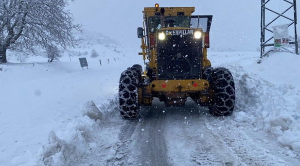 BAZI YOLLAR ULAŞIMA KAPANDI