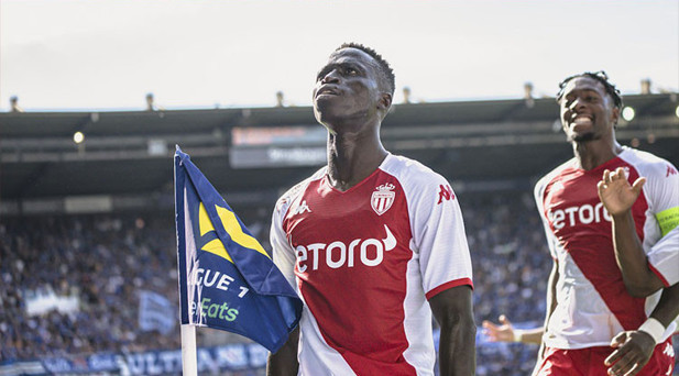 4 BÜYÜKLER MONACONUN YILDIZI İÇİN YARIŞTA