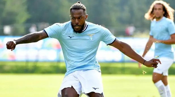 FABREGAS, BEŞİKTAŞA RAKİP OLUYOR