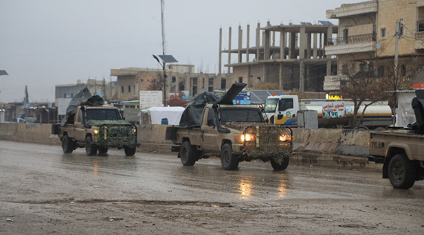 Deyrizorda aşiretler YPG/SDGye karşı ayaklandı