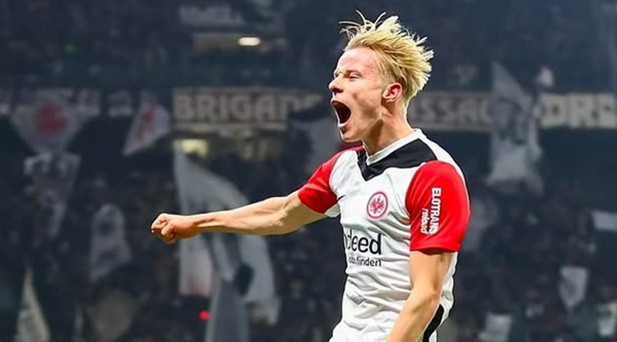 BEŞİKTAŞA DANİMARKALI ORTA SAHA