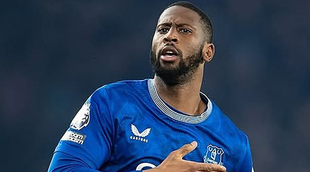 FENERBAHÇEDE GÖZLER GOLCÜ TRANSFERİNE ÇEVRİLDİ