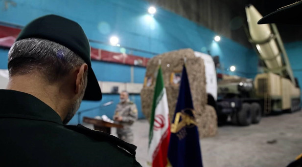 İrandan füze şehirleriyle gövde gösterisi