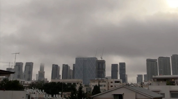 Tel Aviv ve Kudüste şiddetli patlama sesleri