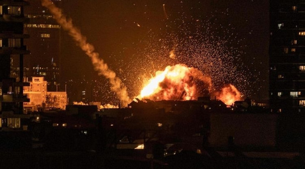 İran’dan misilleme: Tel Aviv’i vurdu