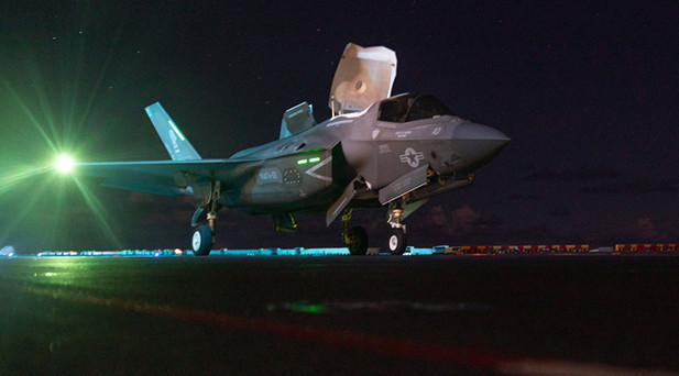 ABD, 3 bin 500 askerin bulunduğu hücum gemisinin Orta Doğuya ulaştığını açıkladı