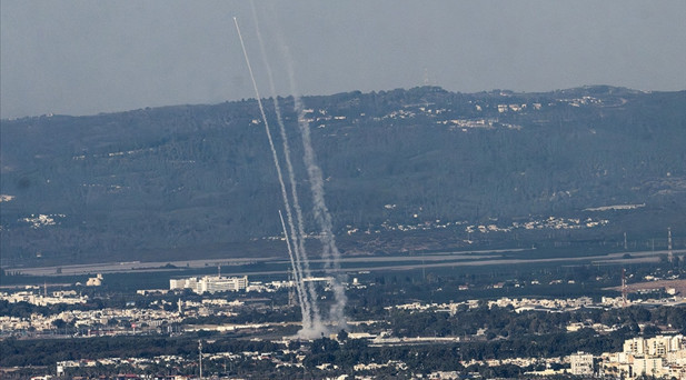İsrailin Hayfa kenti füze saldırısında isabet aldı