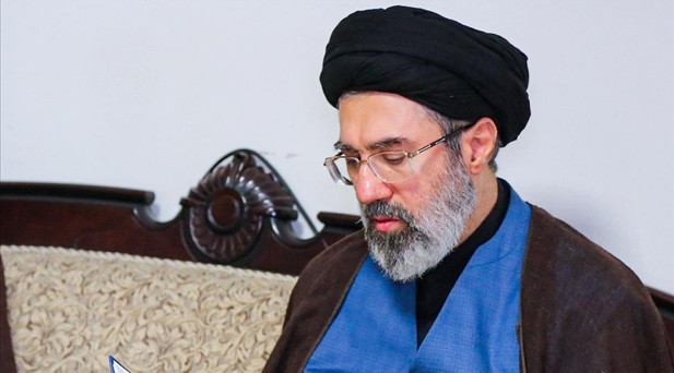 İranın şartları kabul edilmezse Hamaney ateşkese izin vermeyecek