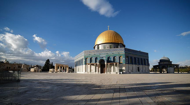 Mescid-i Aksa, 41 gün sonra ibadete açıldı