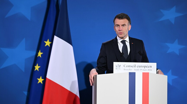 Pezeşkiyan ve Macrondan Lübnan görüşmesi