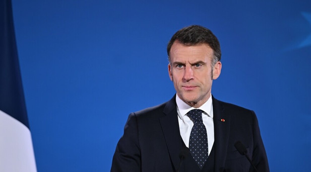 Macron, Trump ve Pezeşkiyandan müzakerelere dönülmesini istedi