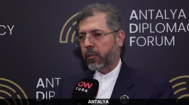 İran: ABD diplomasiyi aldatmaca olarak kullanıyor