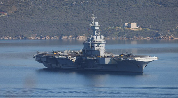 Fransız amiral gemisi Charles de Gaulleün Kızıldenize konuşlandırıldı