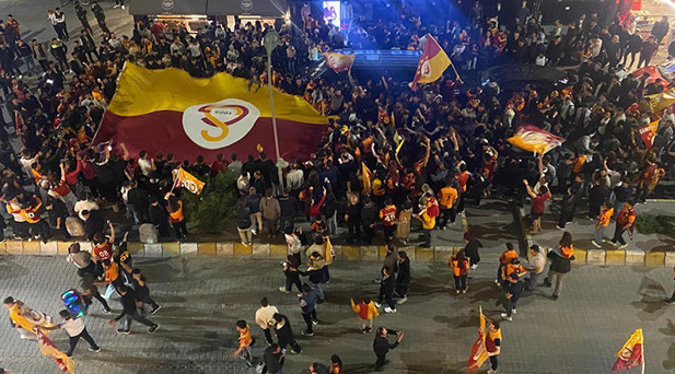 IĞDIRDAKİ KUTLAMALAR