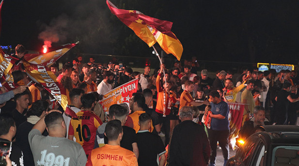ANTALYADAKİ KUTLAMALAR