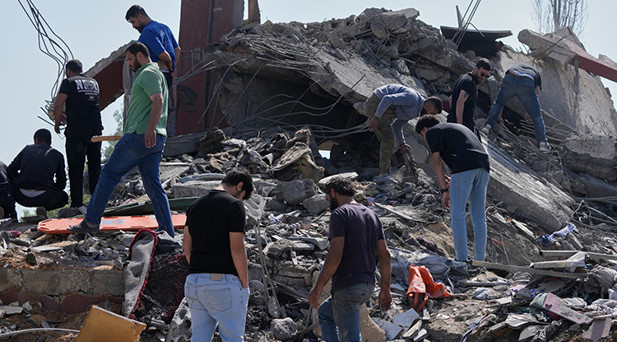 İsrailden Lübnana yoğun saldırı