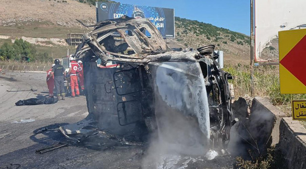 İsrail, Lübnanlı komutanları öldürdüğünü kabul etti