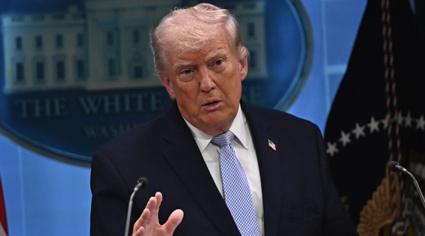 Trumptan Lübnan açıklaması