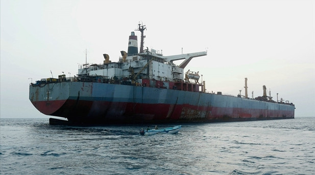İran 2 ay sonra ilk petrol ihracatını gerçekleştirdi