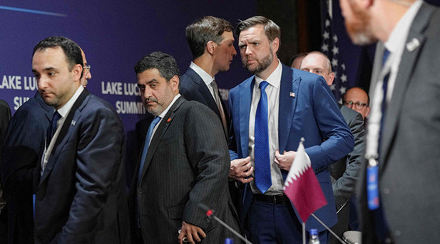 İrandan Trumpa tepki: Görüşmeleri tehlikeye attı