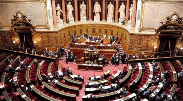 ABD Senatosu, savaş yetkileri tasarısını kabul etti