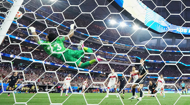 ÖNCE UĞURCAN, SONRA DİREK
