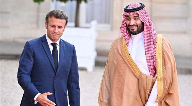 Macron ile Selman bölgedeki durumu görüştü