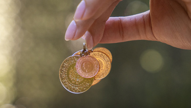 YENİ HAFTA ALTIN FİYATLARI 10 KASIM 2025 PAZARTESİ (SON DURUM - CANLI) || Altından yükseliş hamlesi Bugün 1 gram altın, çeyrek altın, Cumhuriyet altını ve ONS altın alış - satış fiyatı ne kadar İşte Kapalı Çarşı gram altın fiyatları YENİ HAFTA ALTIN FİYATLARI 10 KASIM 2025 PAZARTESİ (SON DURUM - CANLI) || Altından yükseliş hamlesi Bugün 1 gram altın, çeyrek altın, Cumhuriyet altını ve ONS altın alış - satış fiyatı ne kadar İşte Kapalı Çarşı gram altın fiyatları
