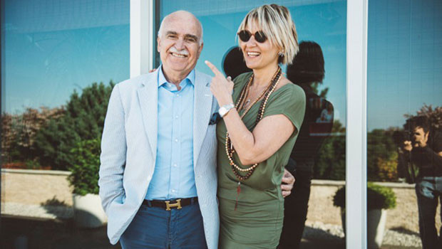 Muhteşem Cerrah Profesör Dr. Ioannis Pallikaris