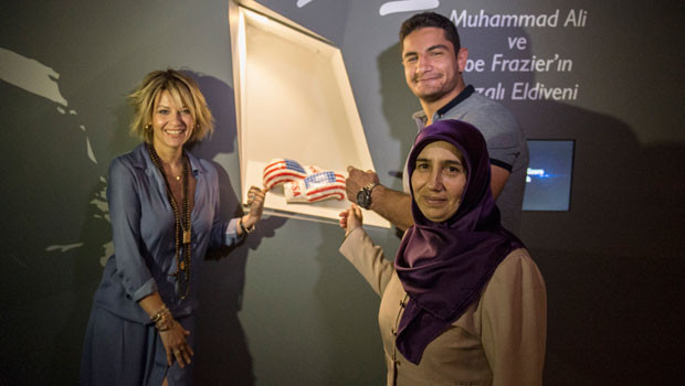 Yaşantımla, hayat felsefemle, güreşe duyduğum tutkuyla gençlere örnek olmaya çalışıyorum…