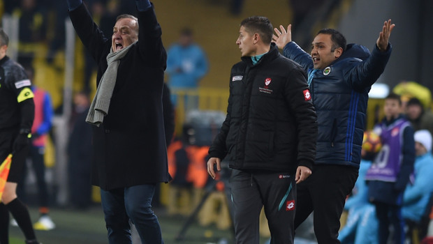 Advocaat çılgına döndü