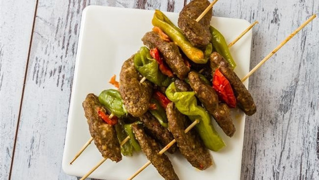 Şişte Kaşarlı Anne Köftesi Tarifi