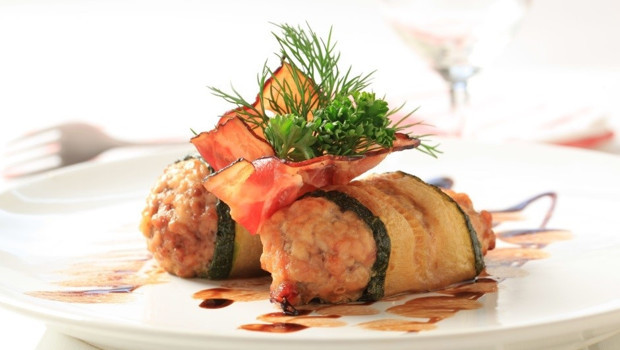 Kabak ve Patlıcan Rulolu Köfteler