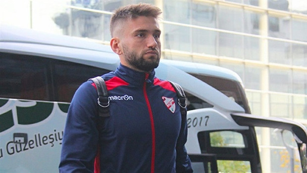 Tarihi transfer fiyasko çıktı Fenerbahçe...